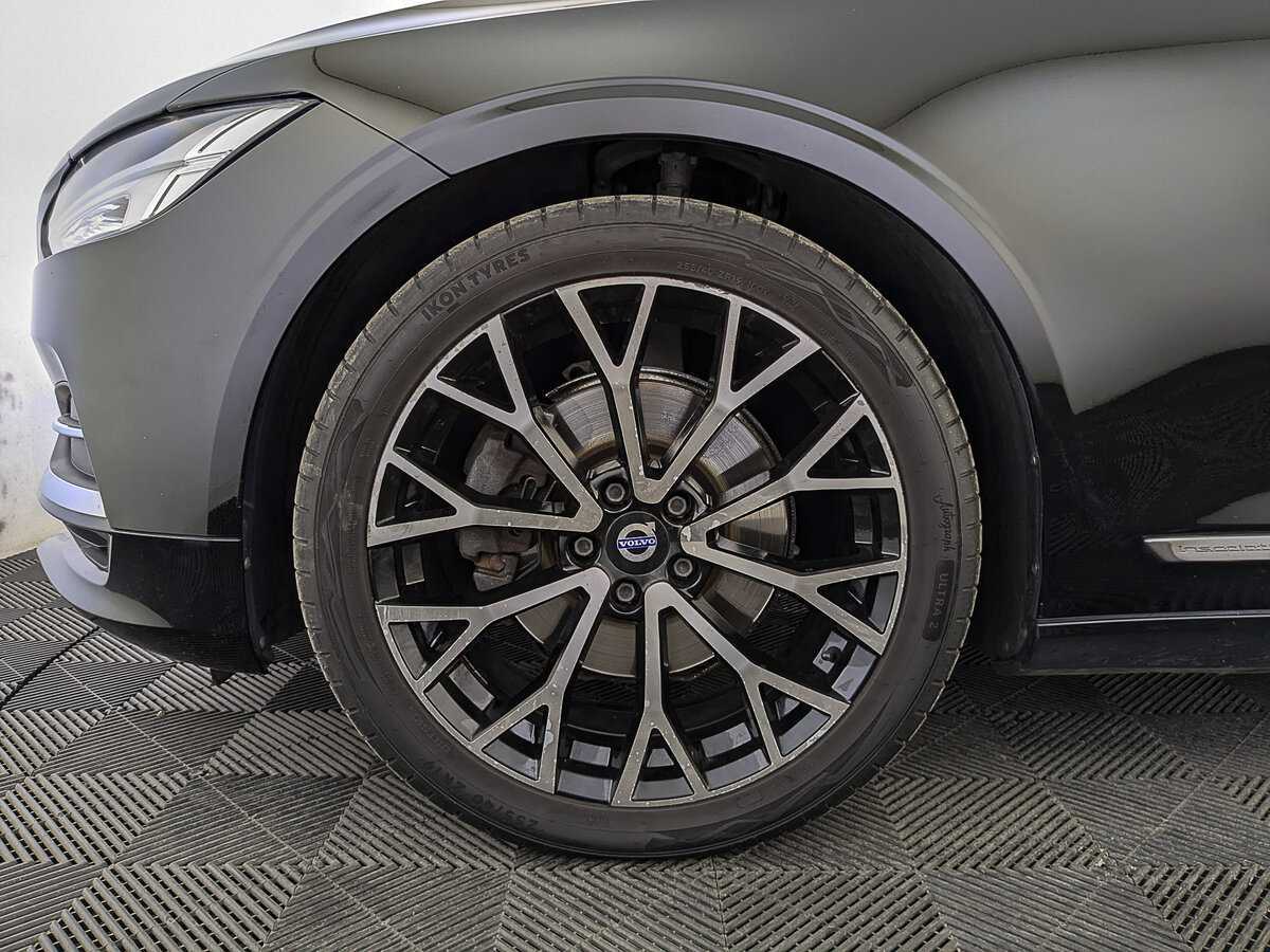 Volvo S90 2020 года с пробегом. Фото: #11