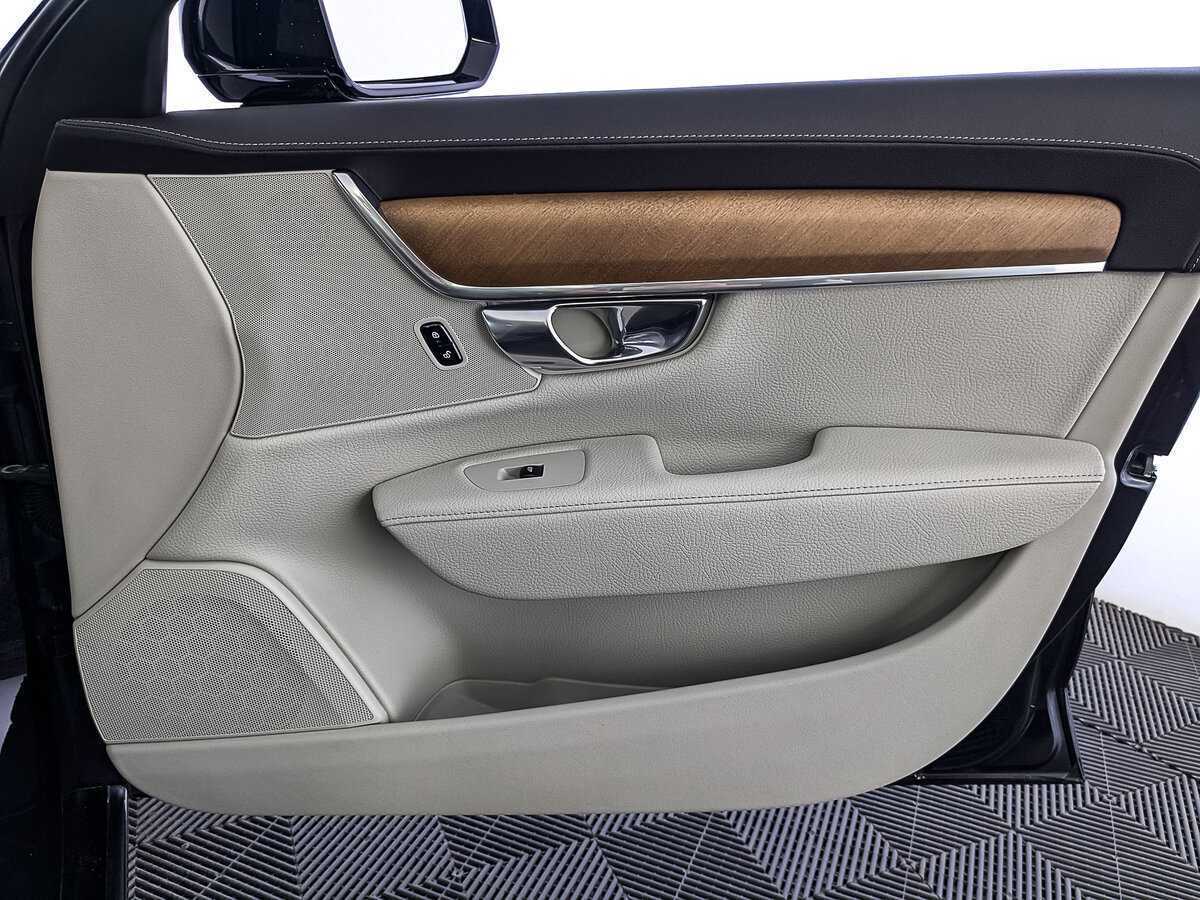 Volvo S90 2020 года с пробегом. Фото: #23