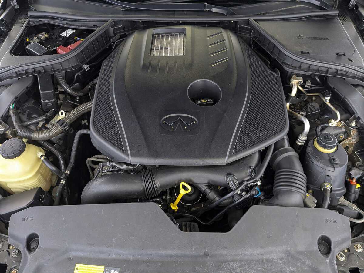 Б/У Инфинити К50 2016 года. Фото: #8