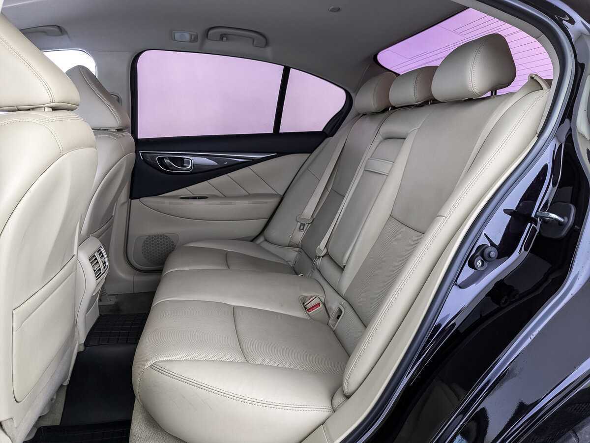 Б/У Инфинити К50 2016 года. Фото: #17