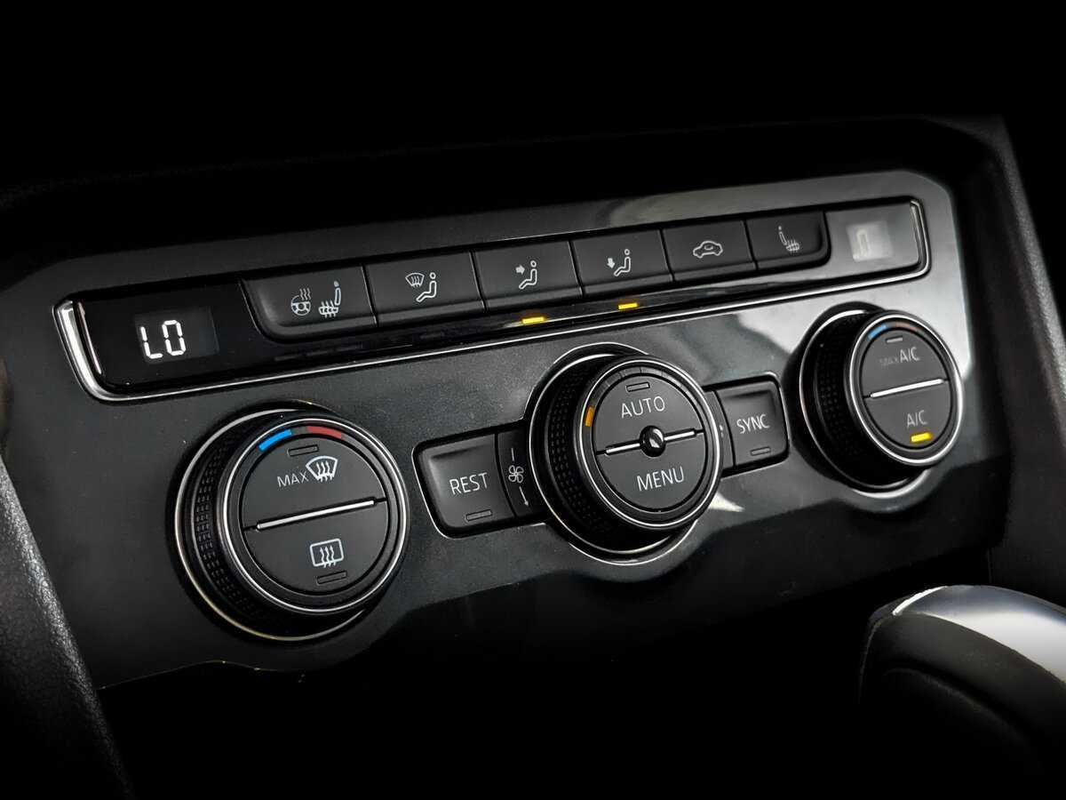 Б/У Фольксваген Тигуан 2019 года. Фото: #25