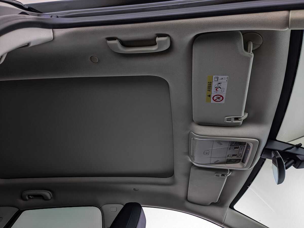 Б/У Кадиллак ИксТ5 2016 года. Фото: #20