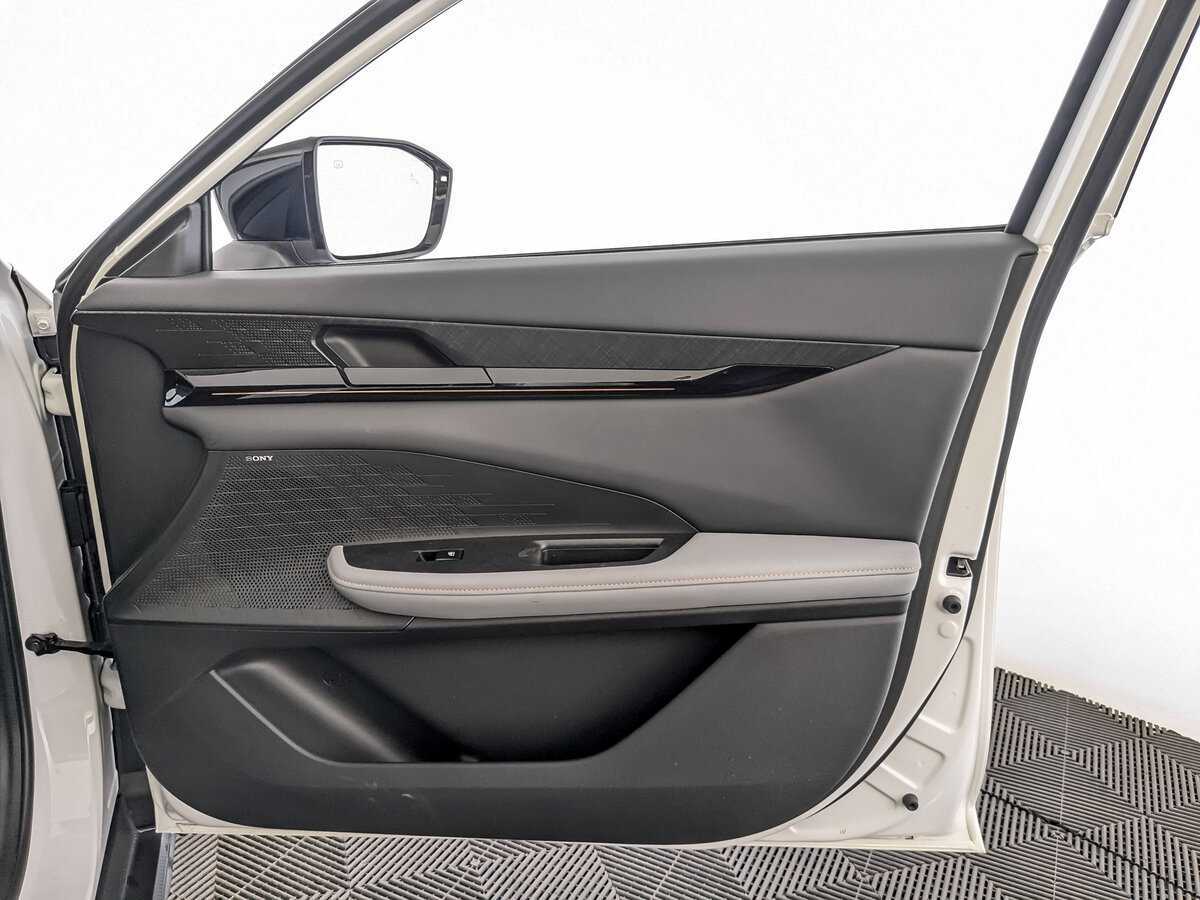 Б/У Чанган УНИ-В 2023 года. Фото: #22