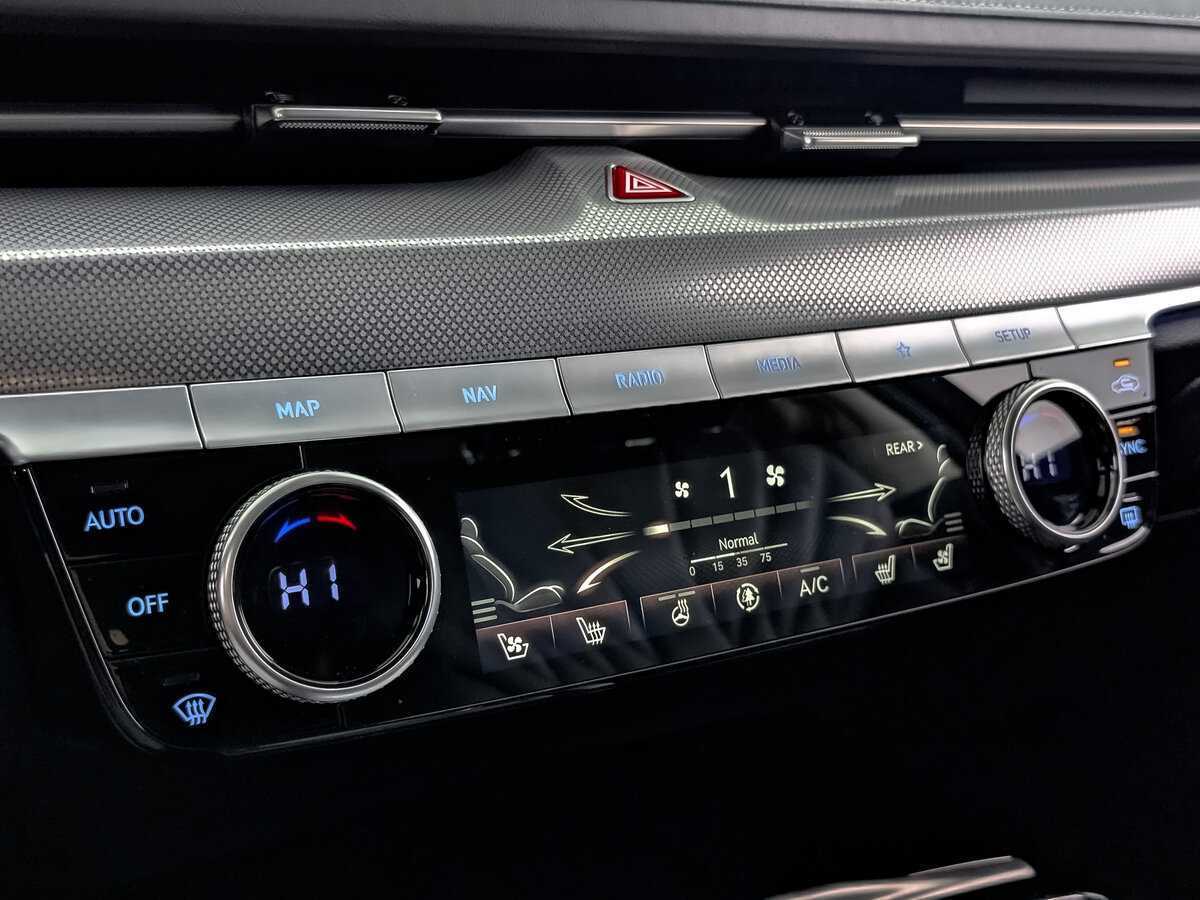 Б/У Генезис Г80 2021 года. Фото: #18