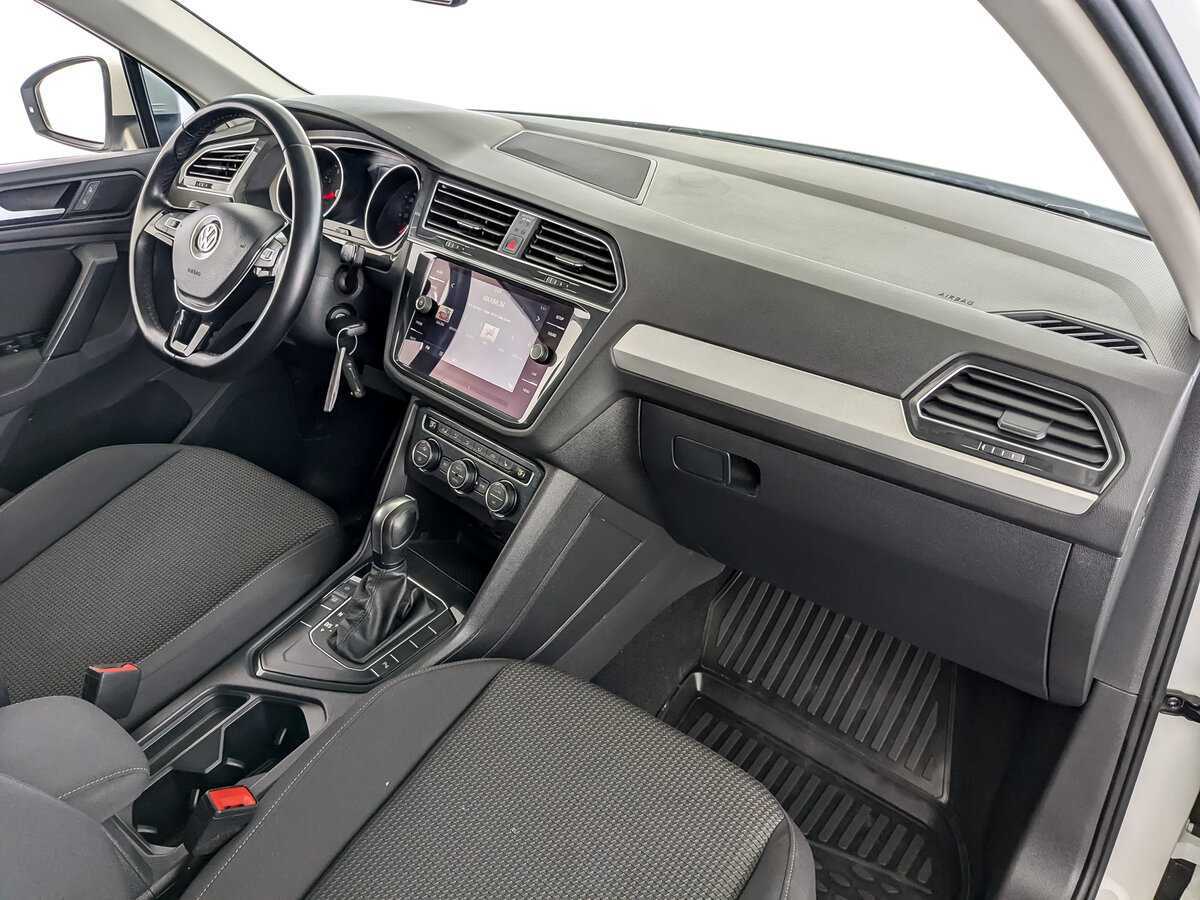 Б/У Фольксваген Тигуан 2020 года. Фото: #10