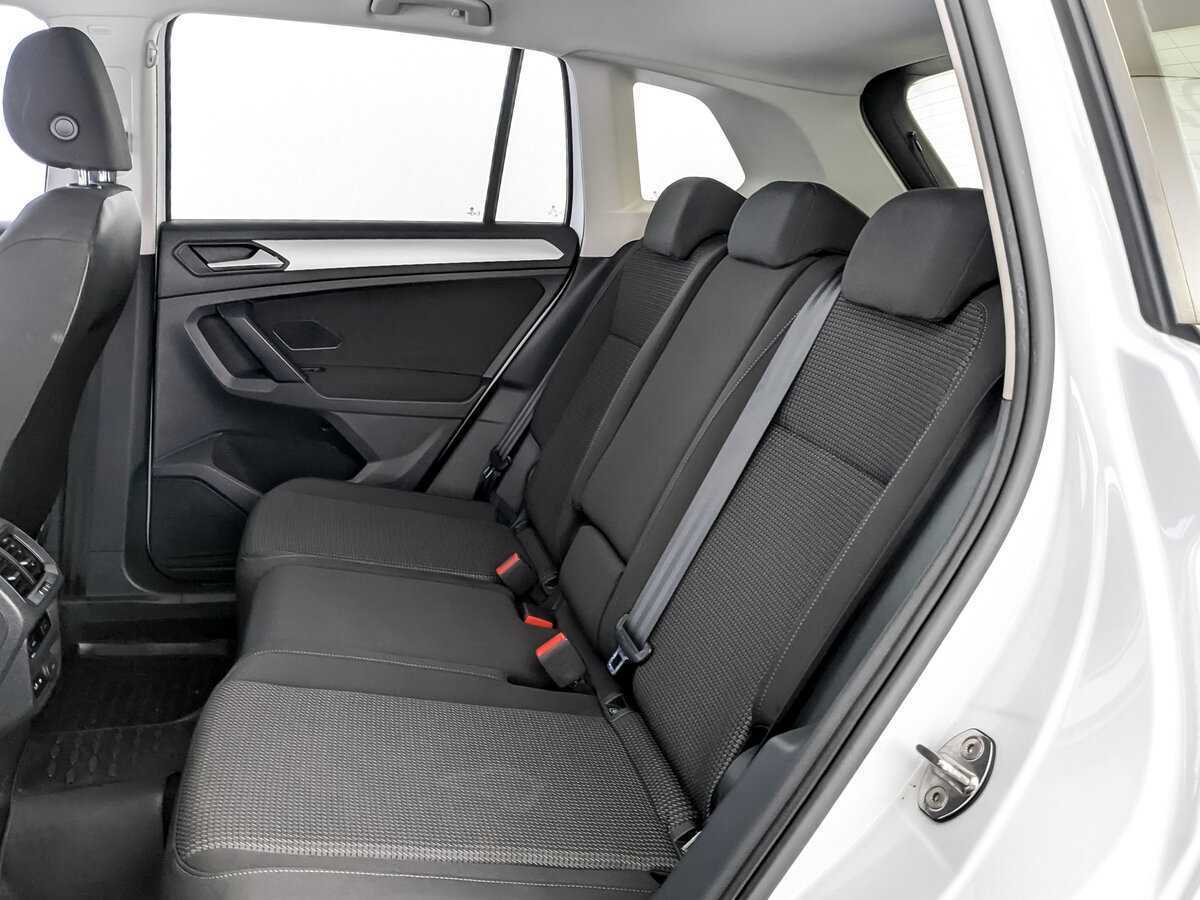 Б/У Фольксваген Тигуан 2020 года. Фото: #11