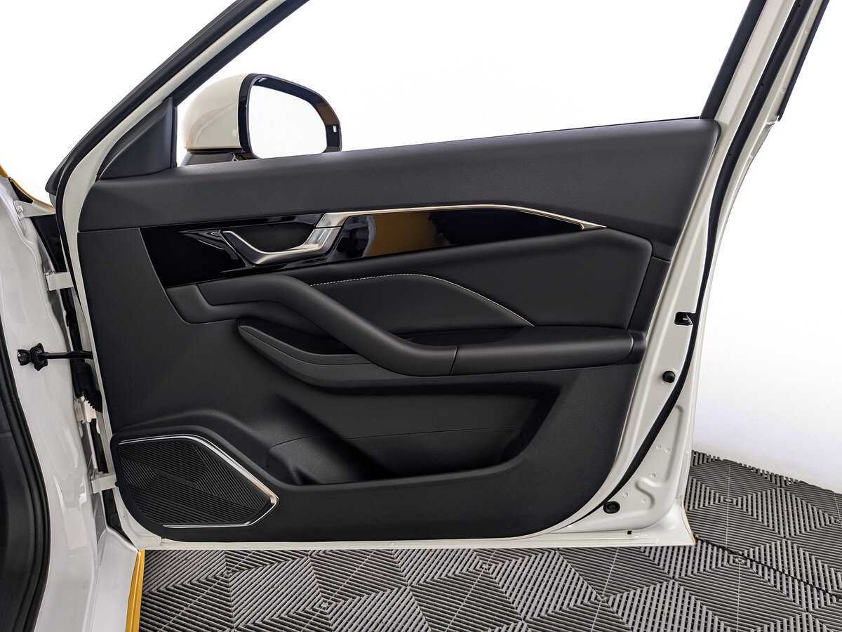 Б/У ФАВ Бестюн Б70 2023 года. Фото: #22