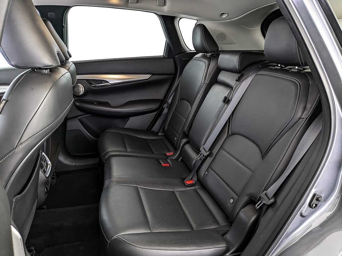 Б/У Инфинити К-Икс50 2019 года. Фото: #17