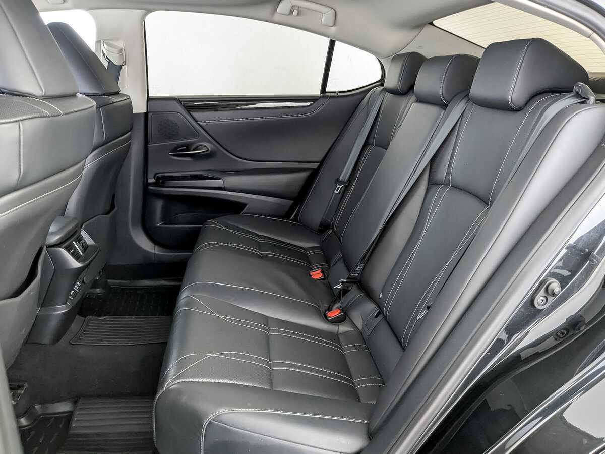 Б/У Лексус ЕС 2020 года. Фото: #11