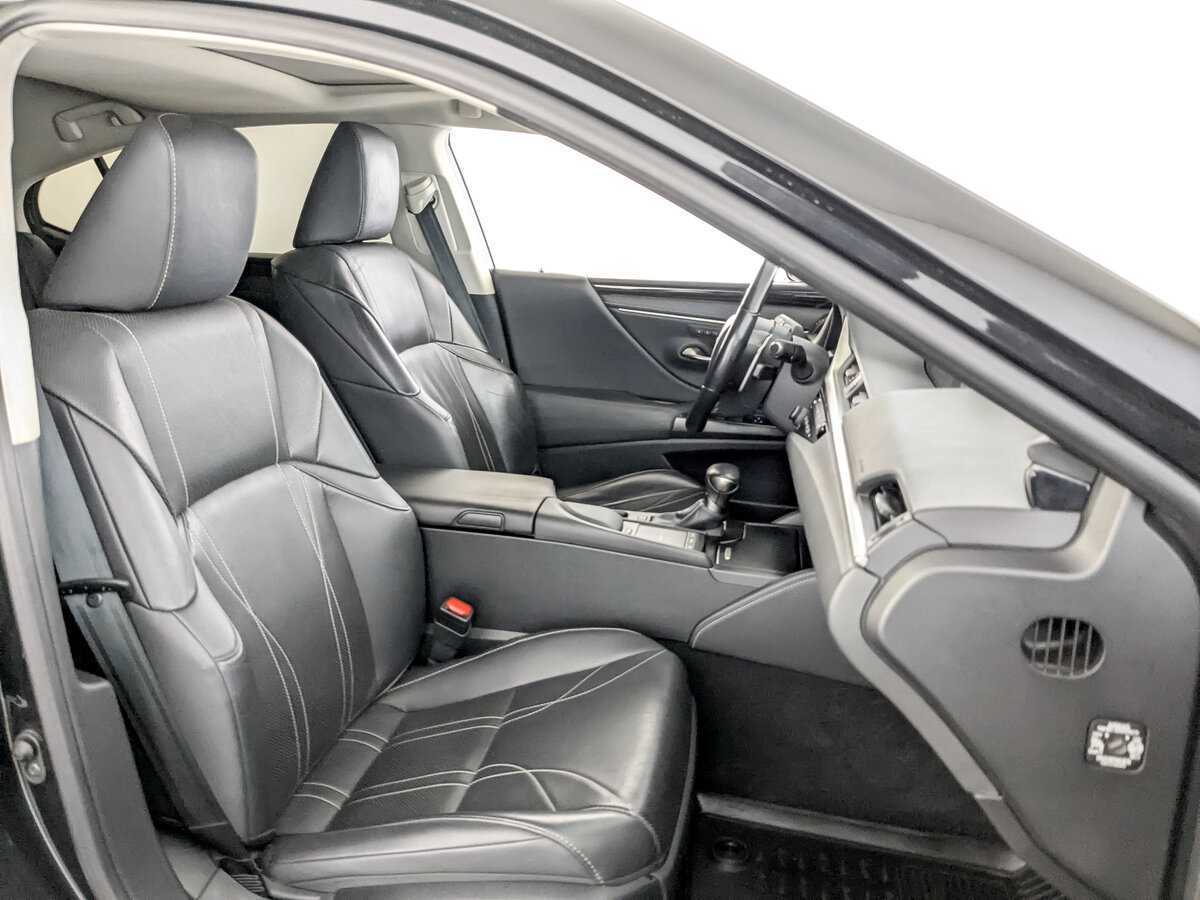 Б/У Лексус ЕС 2020 года. Фото: #22