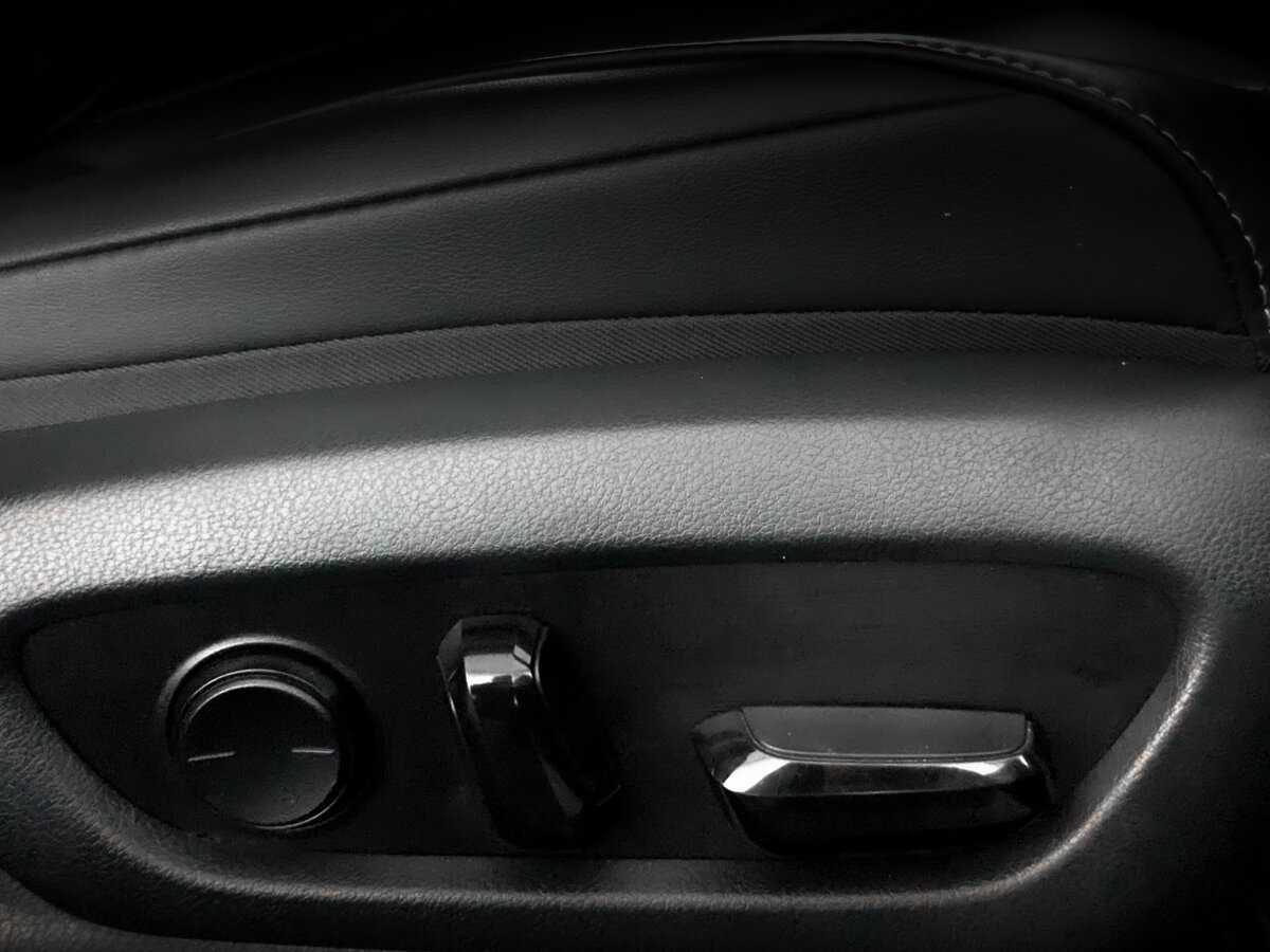 Б/У Лексус ЕС 2020 года. Фото: #23