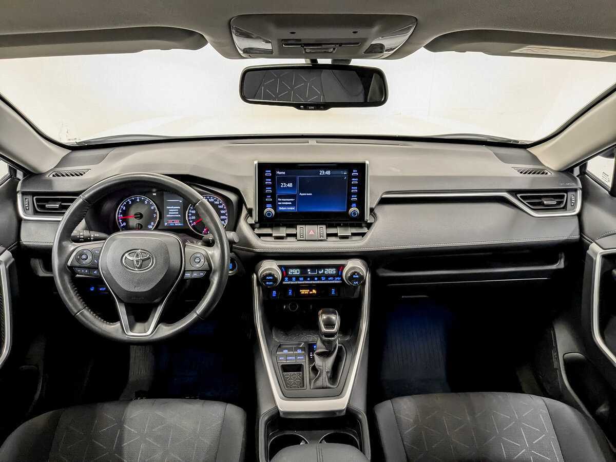 Б/У Тойота Рав4 2021 года. Фото: #13