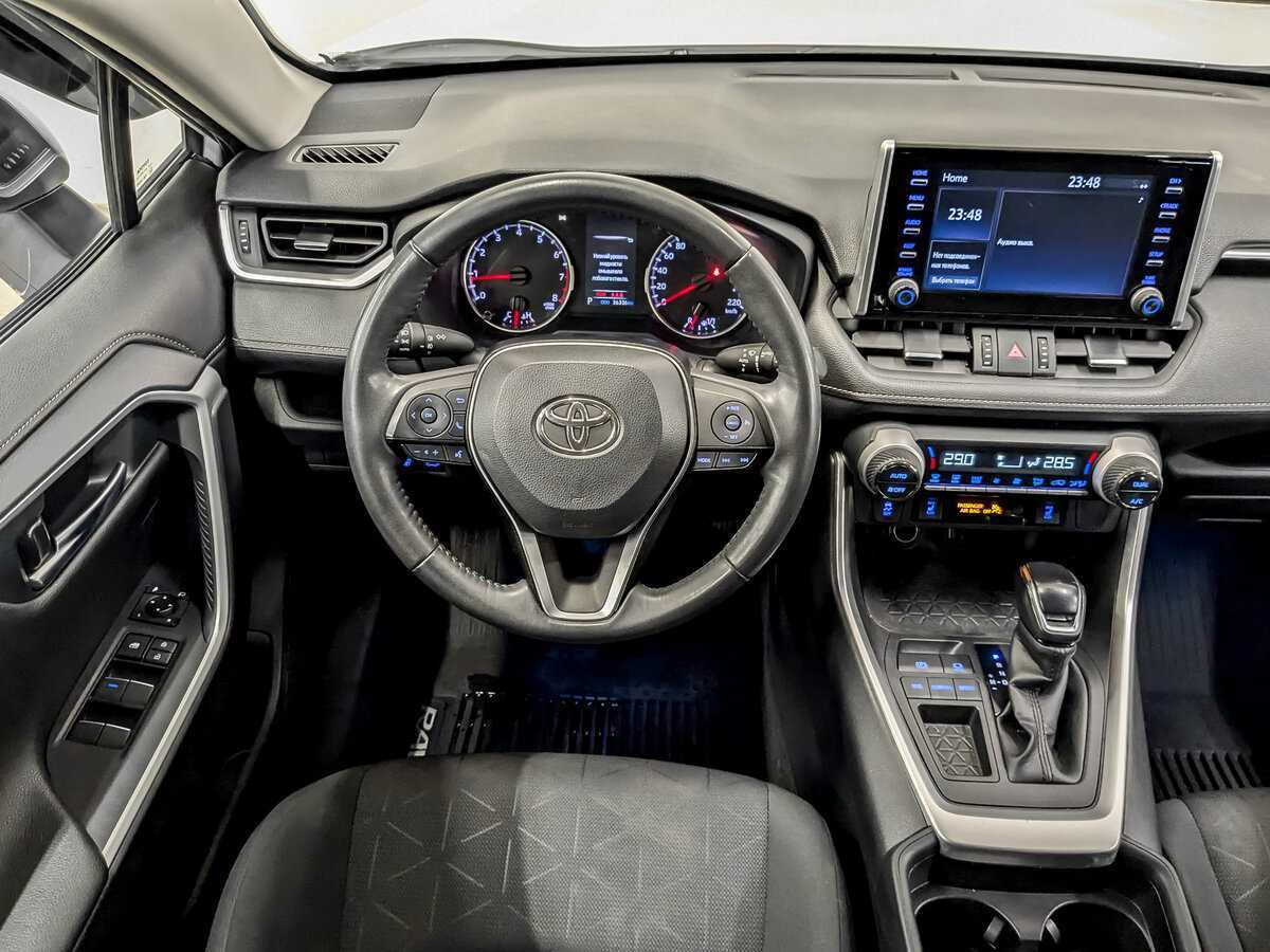 Б/У Тойота Рав4 2021 года. Фото: #25