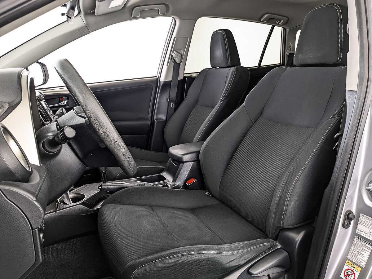 Б/У Тойота Рав4 2013 года. Фото: #19