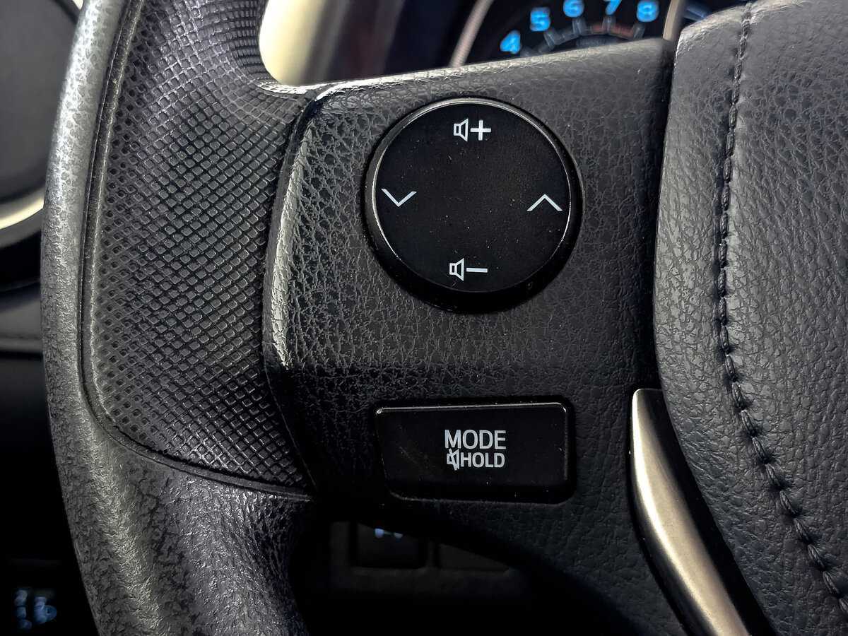 Б/У Тойота Рав4 2013 года. Фото: #24