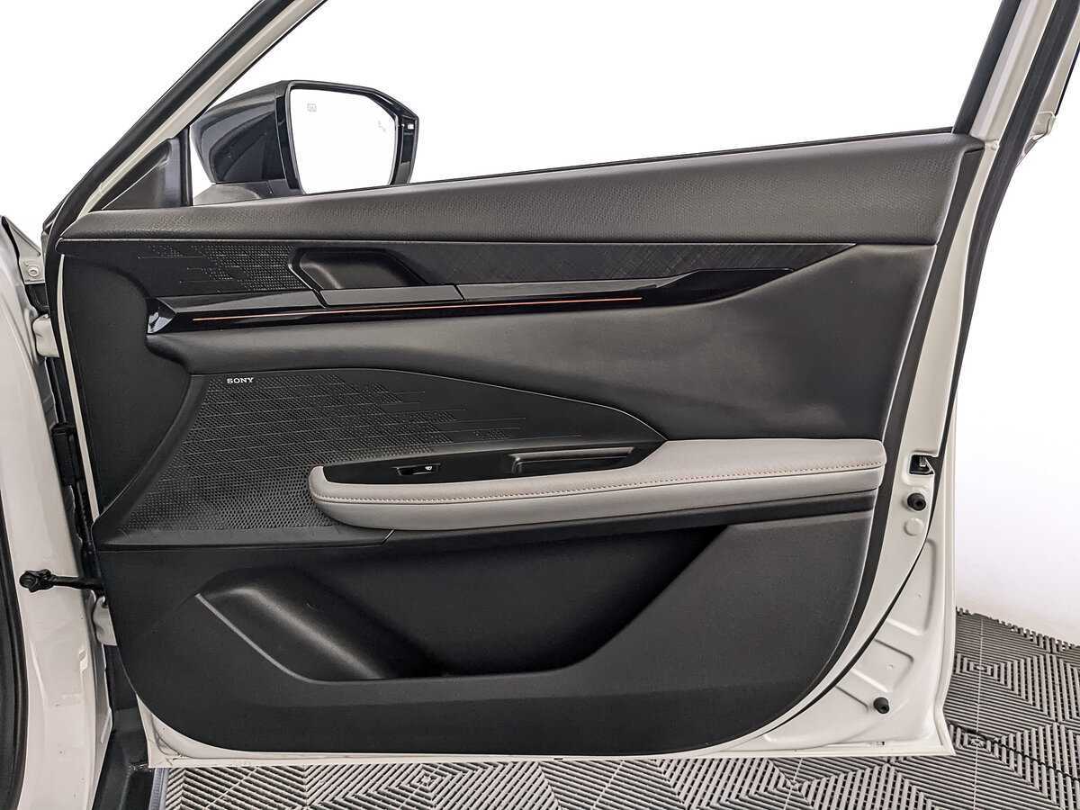 Б/У Чанган УНИ-В 2023 года. Фото: #23