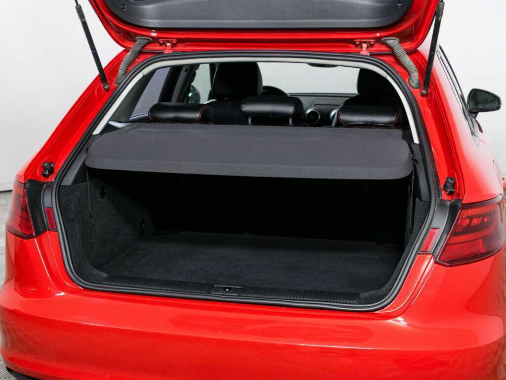 Б/У Ауди А3 2013 года. Фото: #6