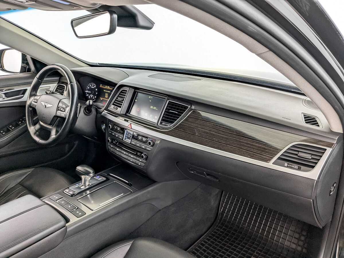 Б/У Генезис Г80 2019 года. Фото: #10