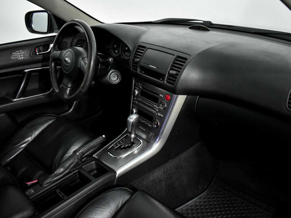 Б/У Субару Легаси 2005 года. Фото: #13