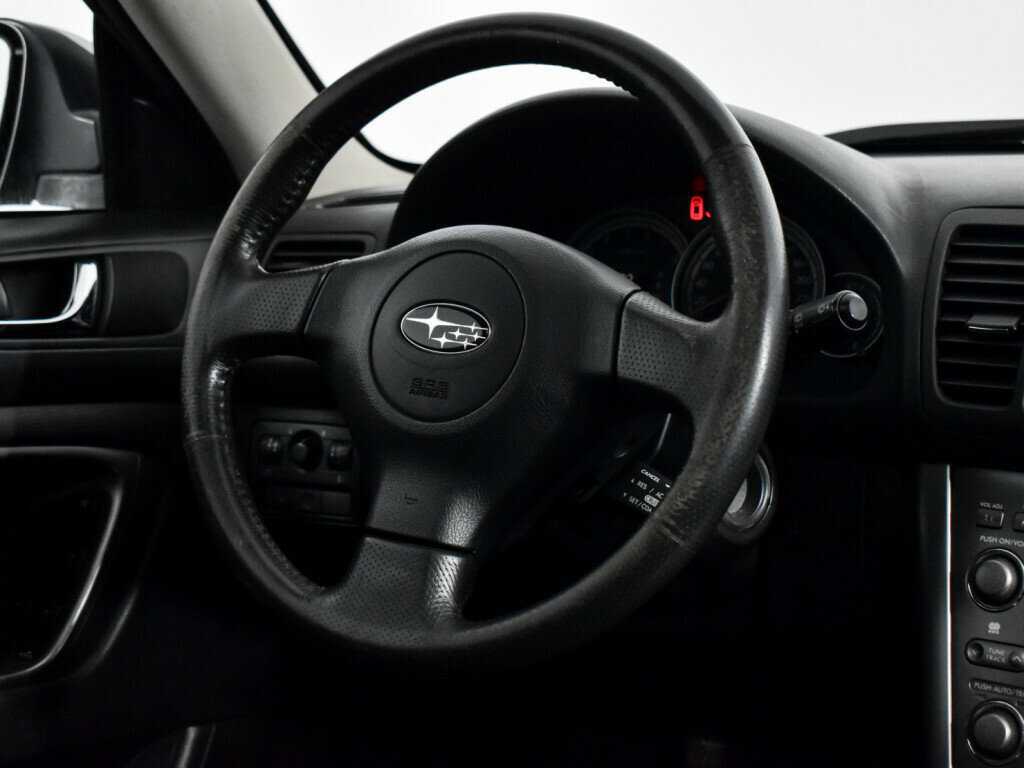 Б/У Субару Легаси 2005 года. Фото: #15