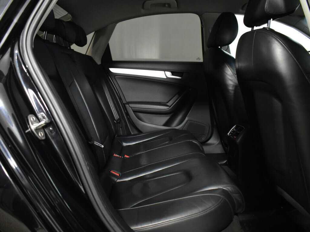 Б/У Ауди А4 2011 года. Фото: #9