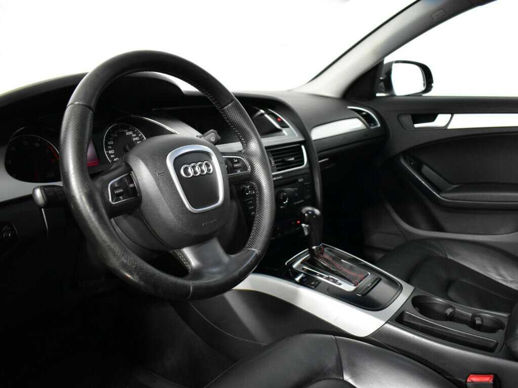 Б/У Ауди А4 2011 года. Фото: #12