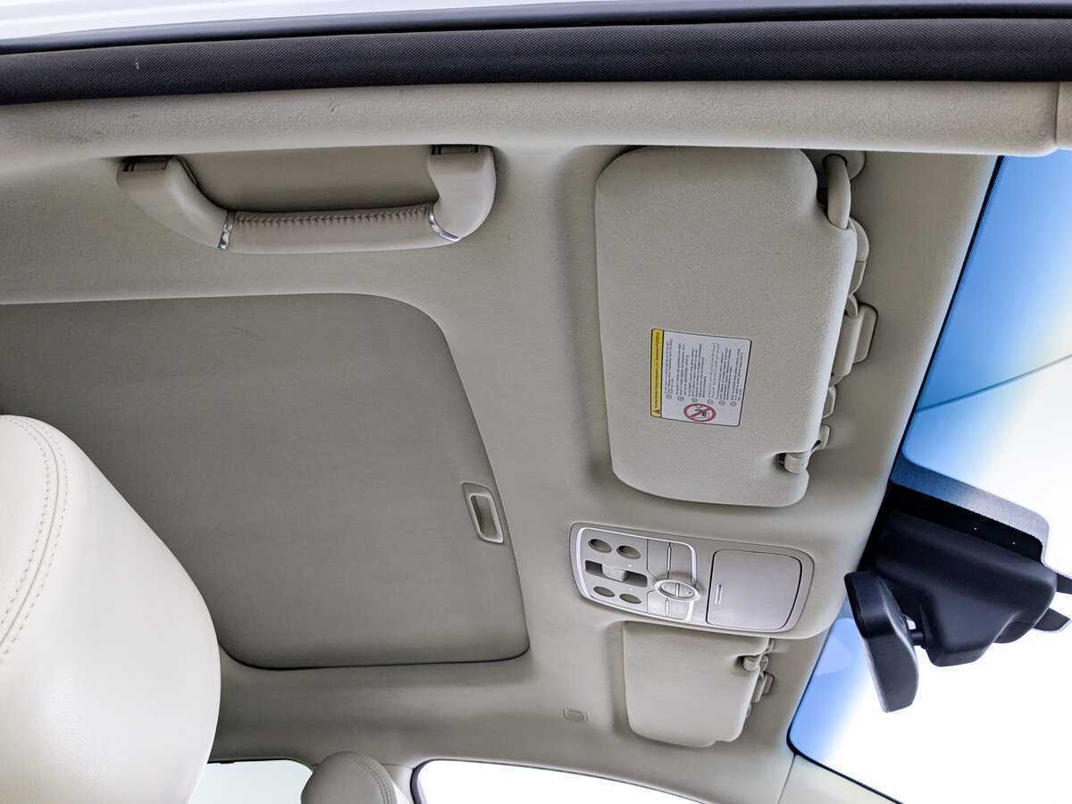 Б/У Киа Куорис 2013 года. Фото: #22