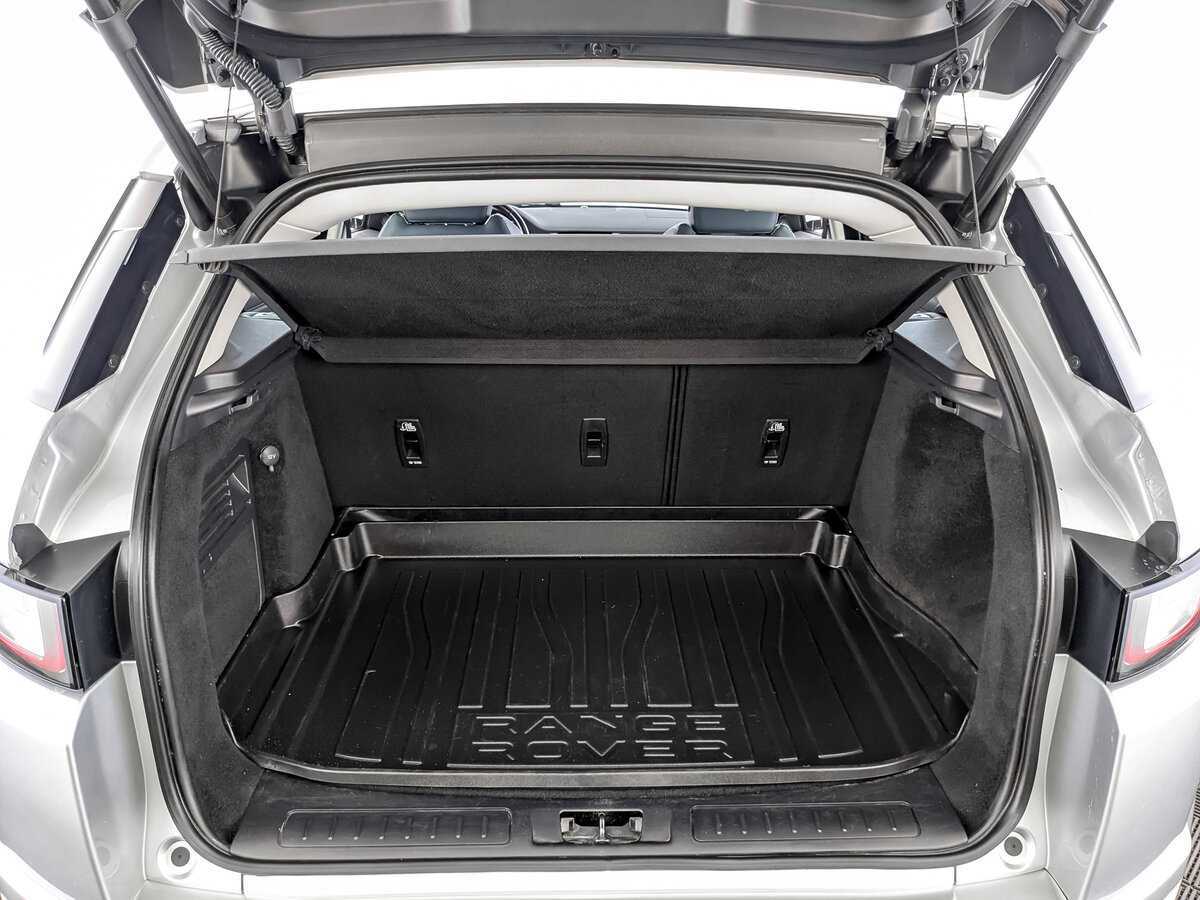 Б/У Лэнд Ровер Рэнж Ровер Эвок 2017 года. Фото: #9