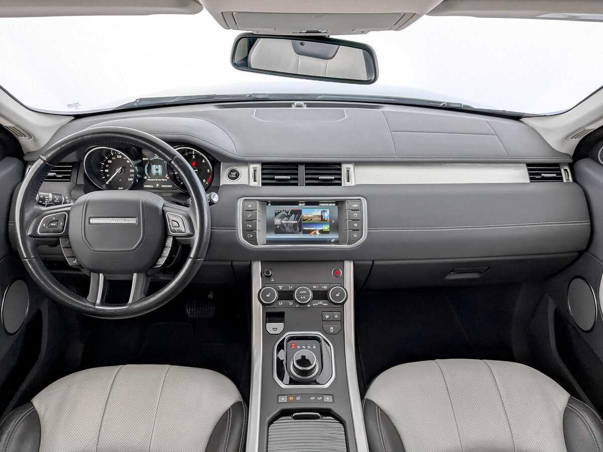 Б/У Лэнд Ровер Рэнж Ровер Эвок 2017 года. Фото: #13