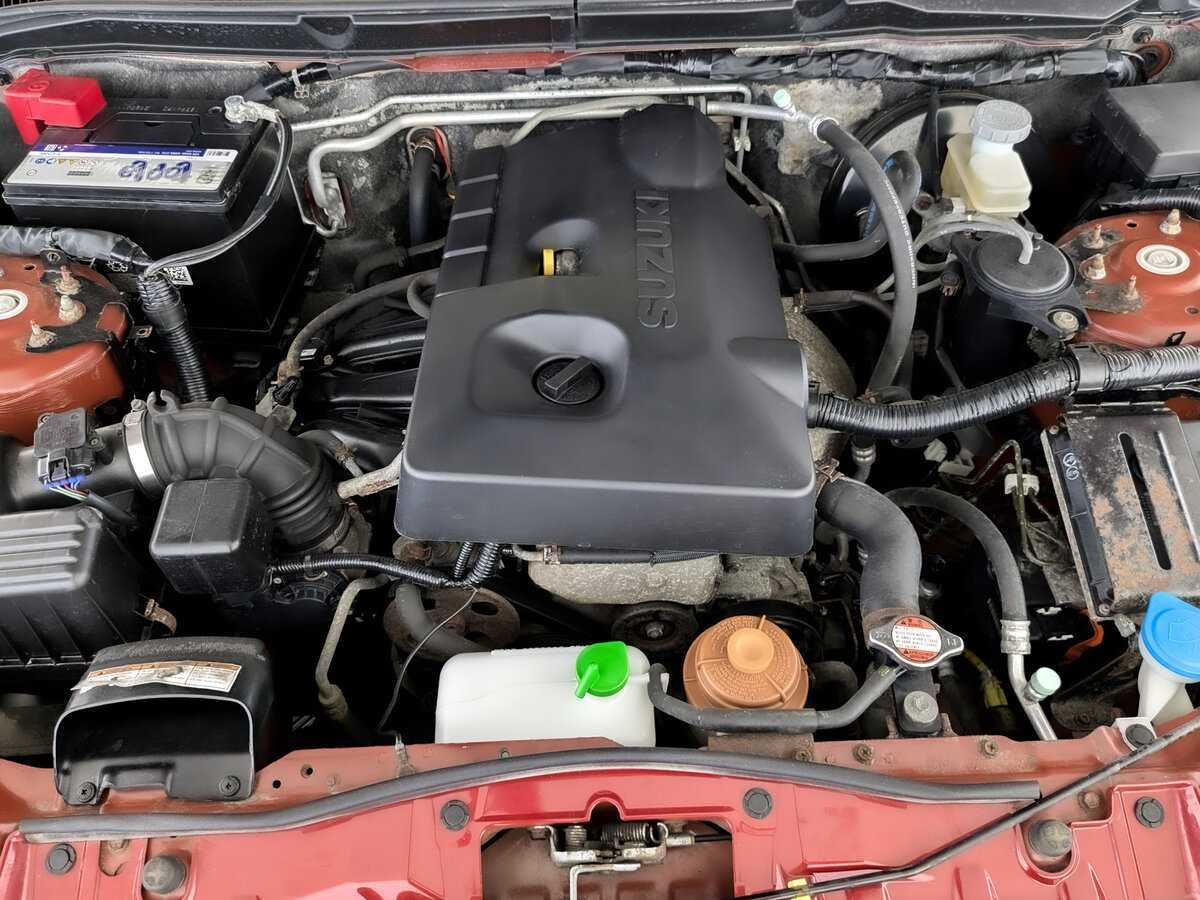 Б/У Сузуки Гранд Витара 2010 года. Фото: #8