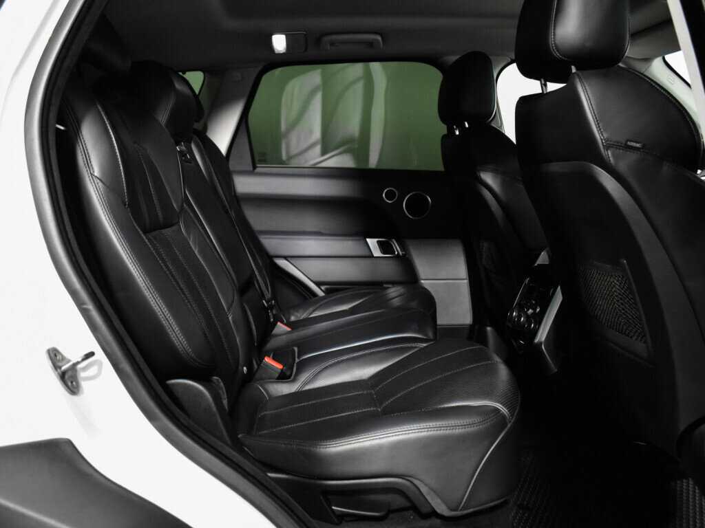 Б/У Лэнд Ровер Рэнж Ровер Спорт 2013 года. Фото: #9