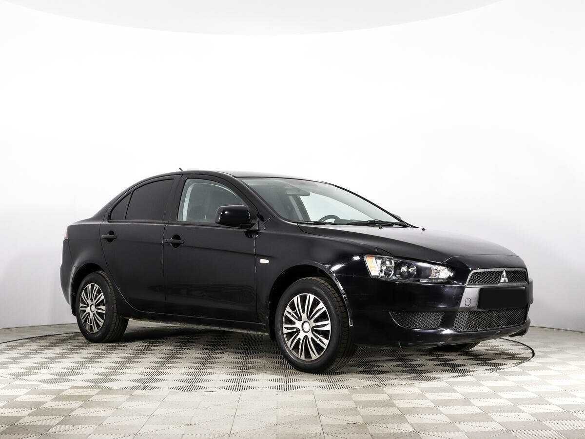 Б/У Митсубиши Лансер 2010 года. Фото: #2