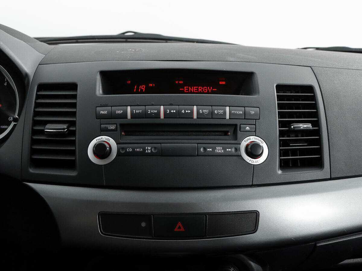 Б/У Митсубиши Лансер 2010 года. Фото: #12