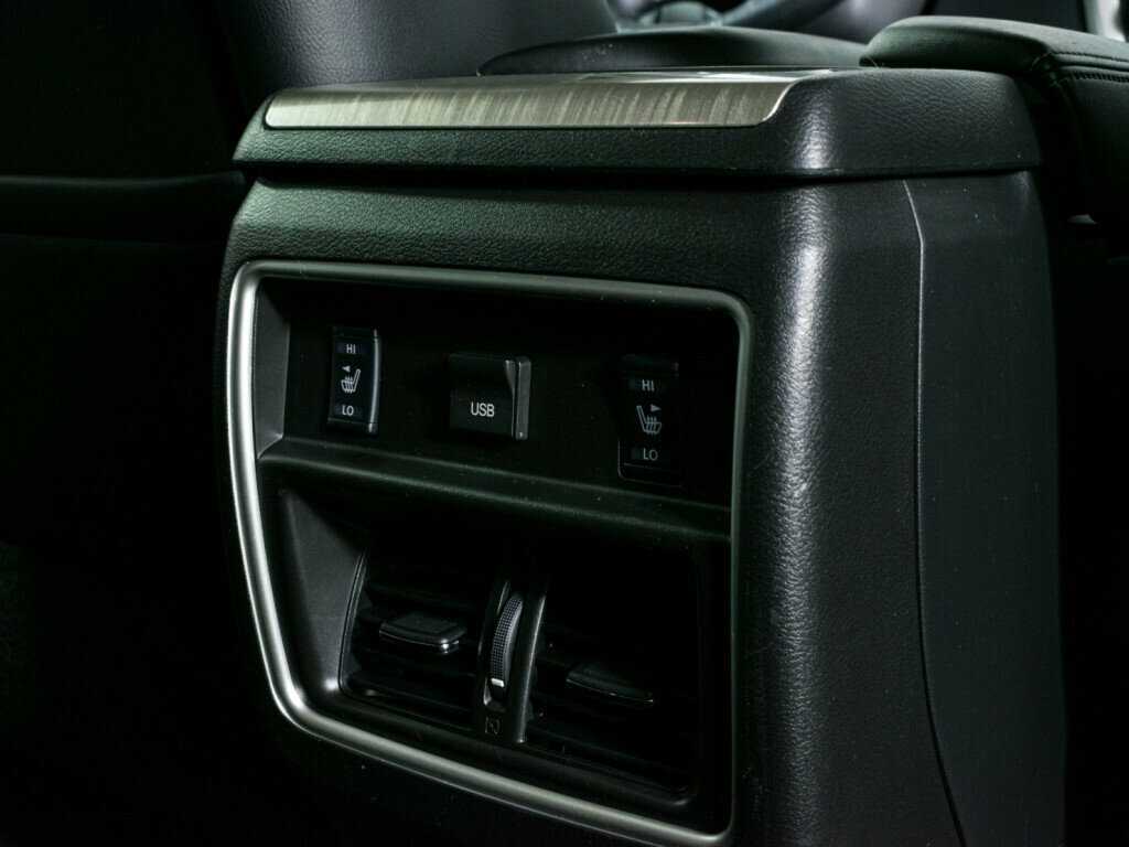 Б/У Ниссан Мурано 2019 года. Фото: #10