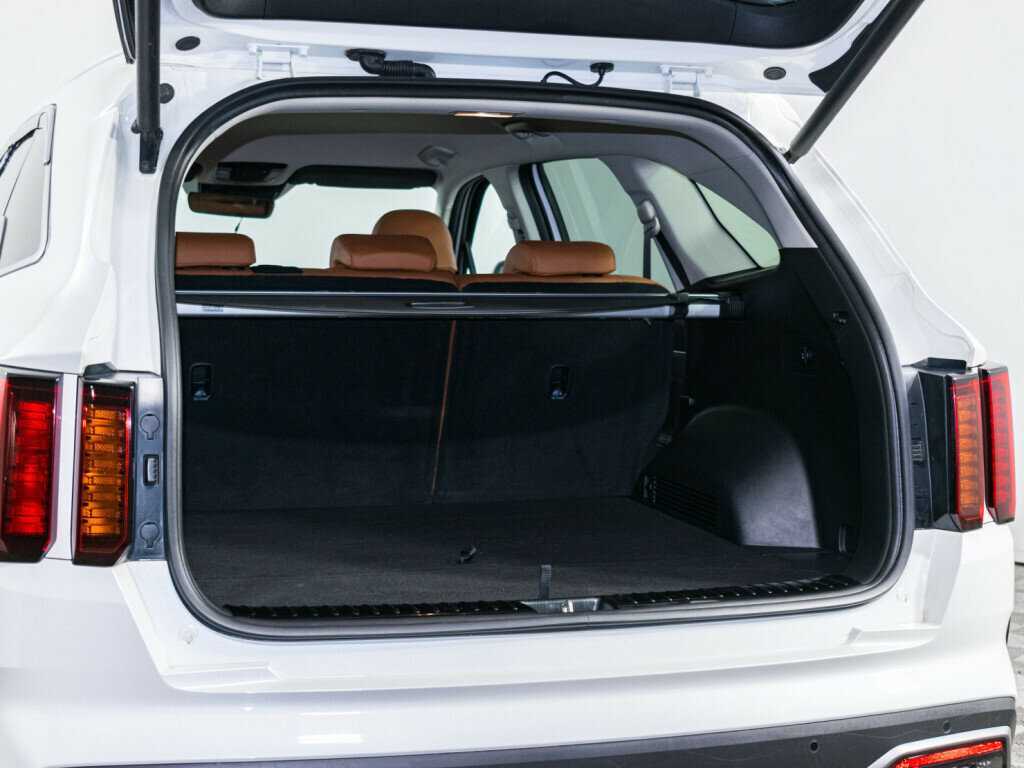 Б/У Киа Соренто 2023 года. Фото: #8