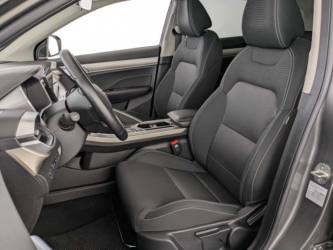 Б/У Джили Кулрэй 2022 года. Фото: #17