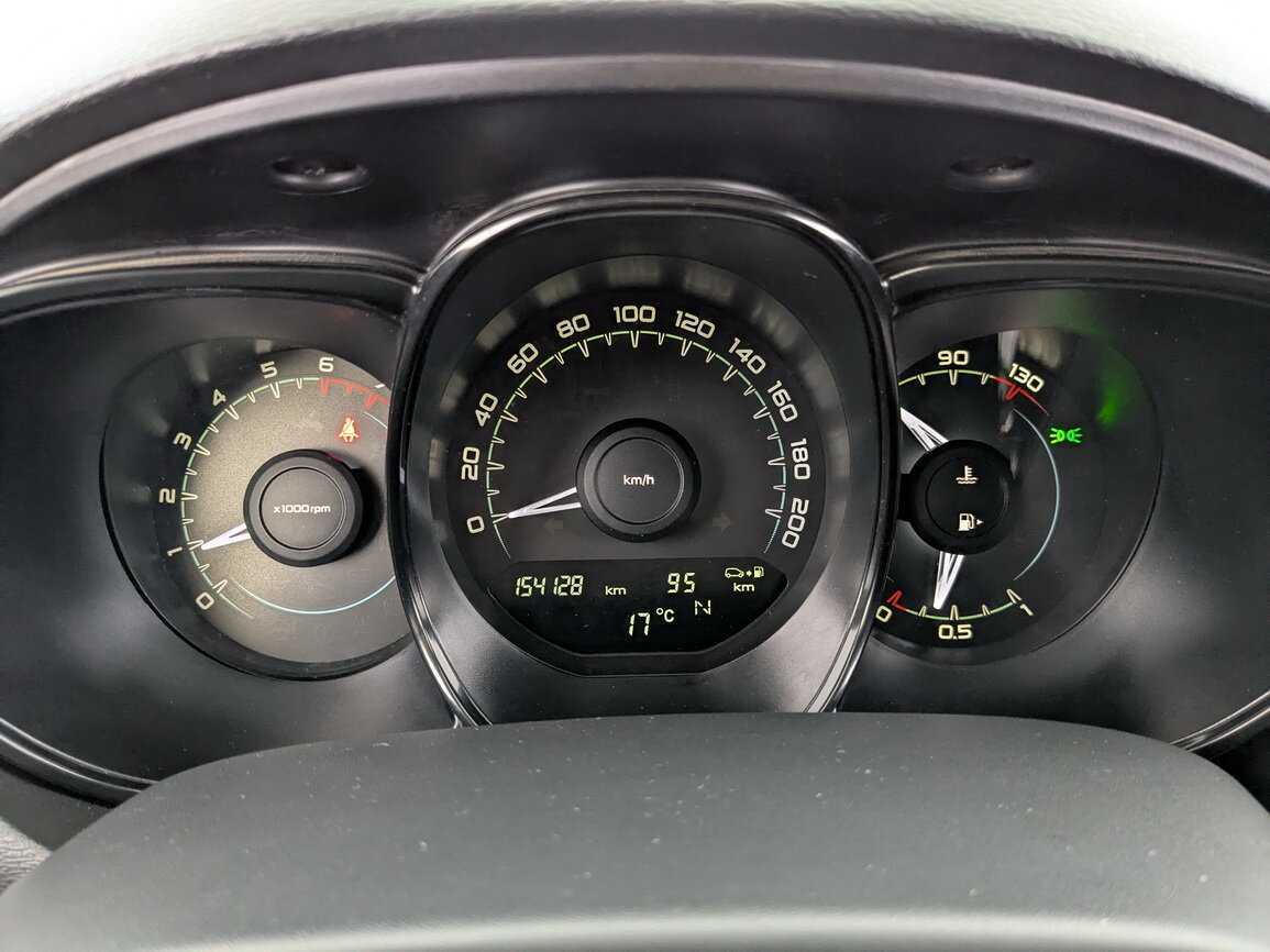 Б/У Лада (ВАЗ) Веста 2016 года. Фото: #13