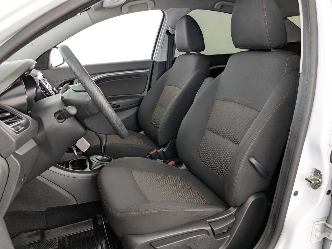 Б/У Лада (ВАЗ) Веста 2016 года. Фото: #16