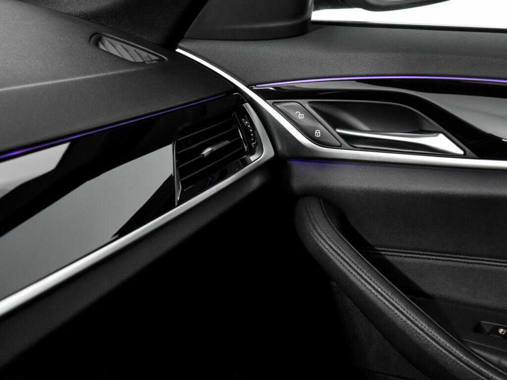 Б/У БМВ 5 серии 2018 года. Фото: #23