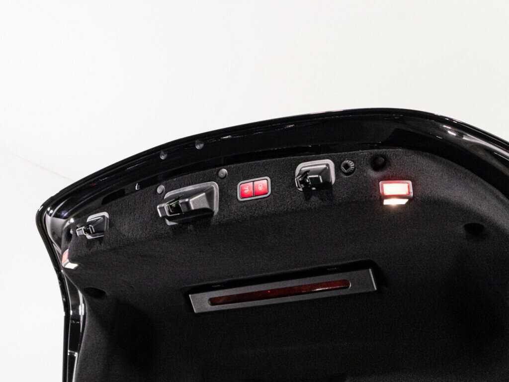 Б/У Мерседес-Бенц С-Класс 2016 года. Фото: #15