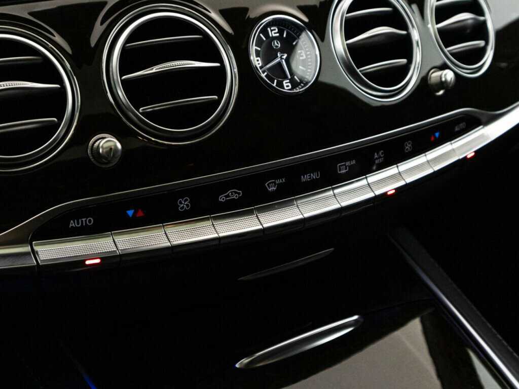 Б/У Мерседес-Бенц С-Класс 2016 года. Фото: #18