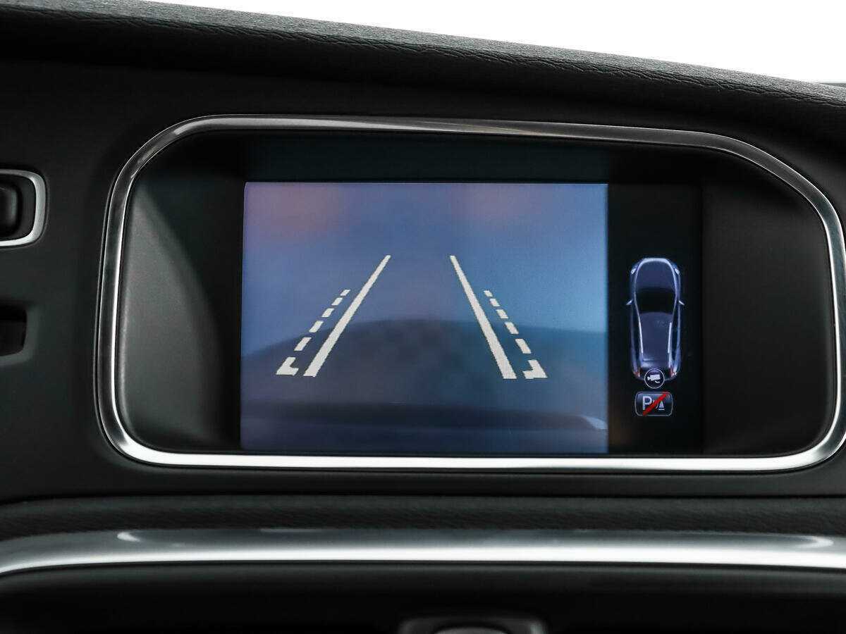 Б/У Вольво В40 Кросс Кантри 2013 года. Фото: #13