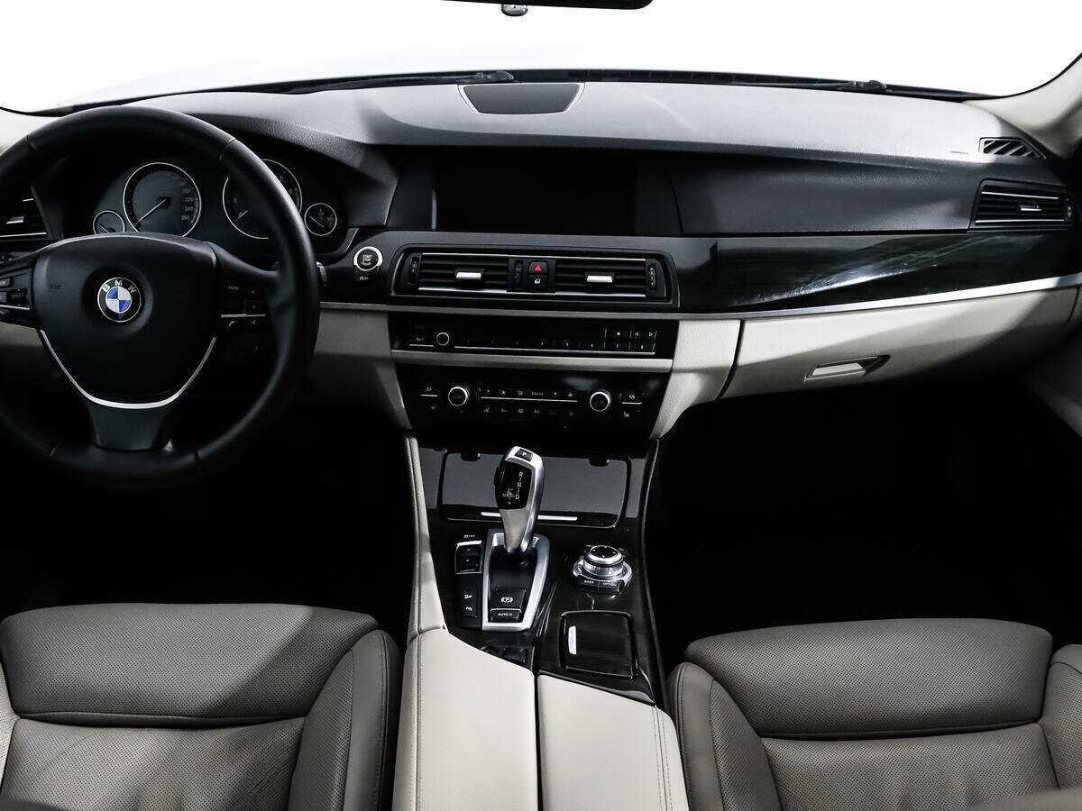 Б/У БМВ 5 серии 2012 года. Фото: #9