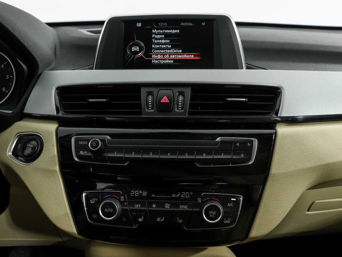 Б/У БМВ Икс1 2017 года. Фото: #11