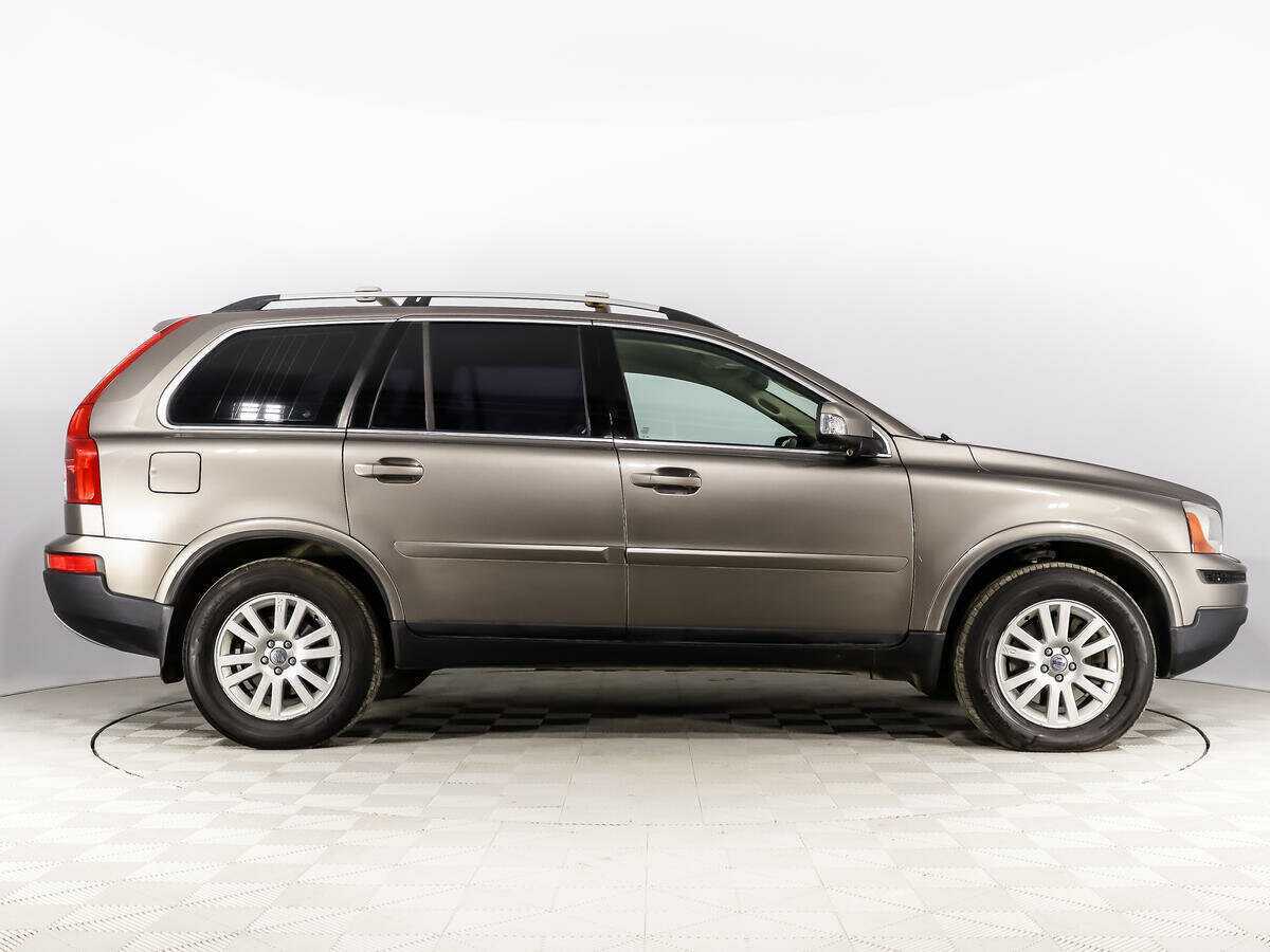 Б/У Вольво ИксЦ90 2008 года. Фото: #3