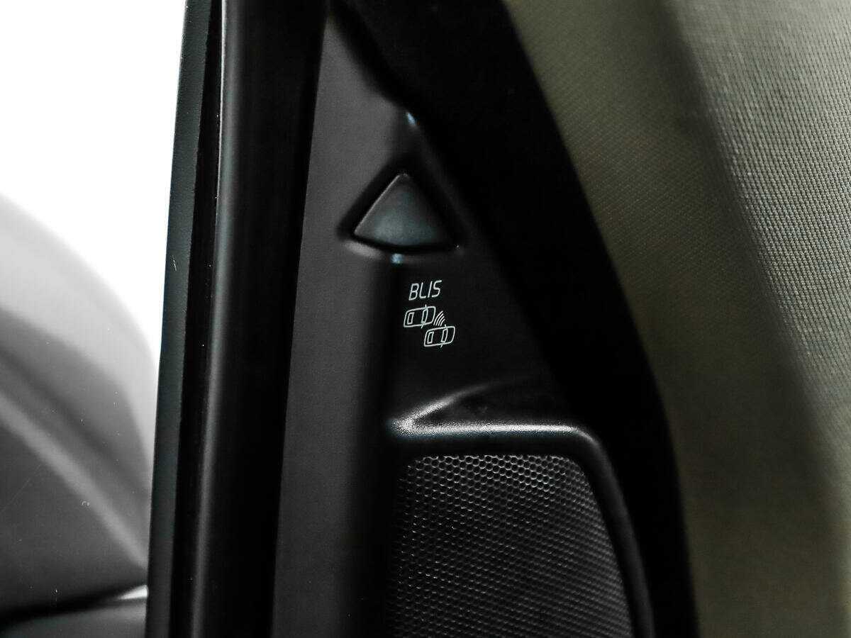 Б/У Вольво ИксЦ90 2008 года. Фото: #14