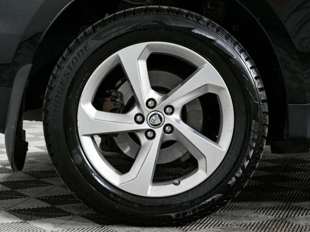 Б/У Ягуар Ф-Пэйс 2017 года. Фото: #20