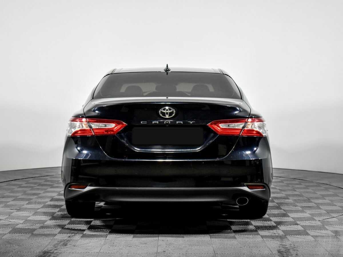 Б/У Тойота Камри 2020 года. Фото: #2