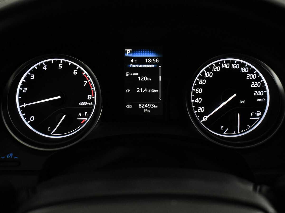 Б/У Тойота Камри 2020 года. Фото: #18