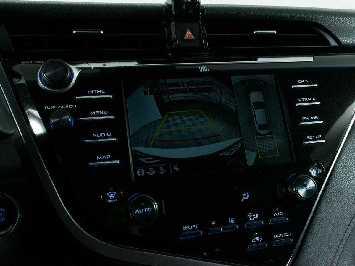 Б/У Тойота Камри 2018 года. Фото: #19